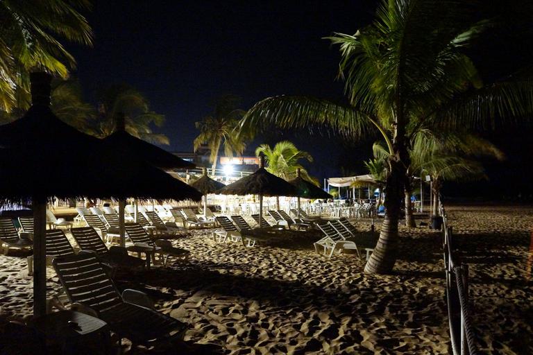 La nuit sur la plage de Safari Beach Saly