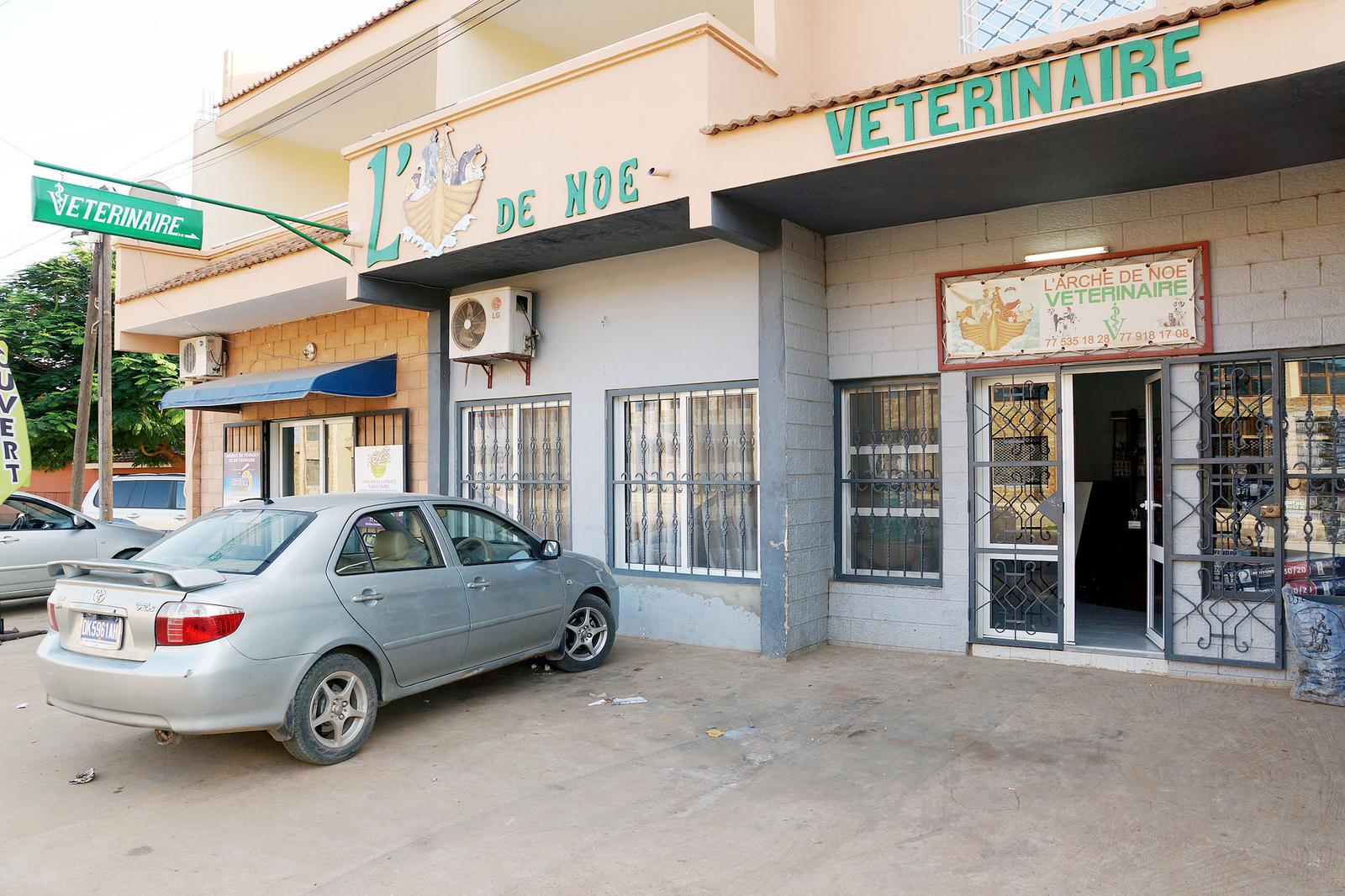 Pharmacie Principale, Saly.